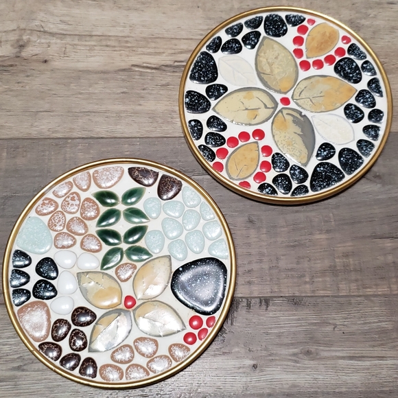 2 Trivets Floral Ceramic Inset Gold-tone Trim - Picture 1 of 1